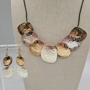 Hammered Metal Bib Necklace & Earrings Set Gold Silver Mixed Tone Boho Statement